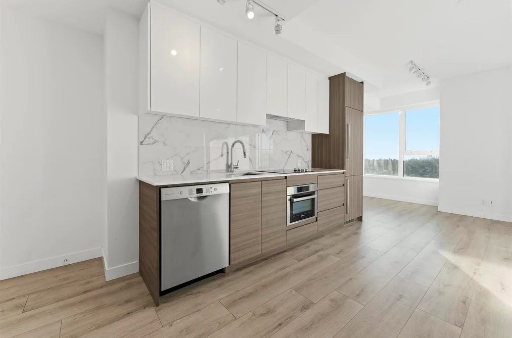 1409 10626 CITY PARKWAY, Surrey BC V3T 0S3, Surrey BC — Residential for Sale - Photo 6