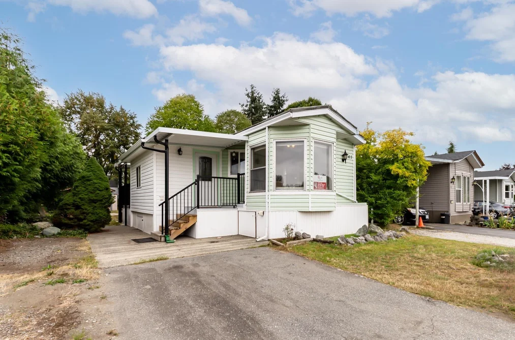 141 145 KING EDWARD STREET, Coquitlam BC V3K 6M3, Coquitlam BC — Residential for Sale - Photo 6