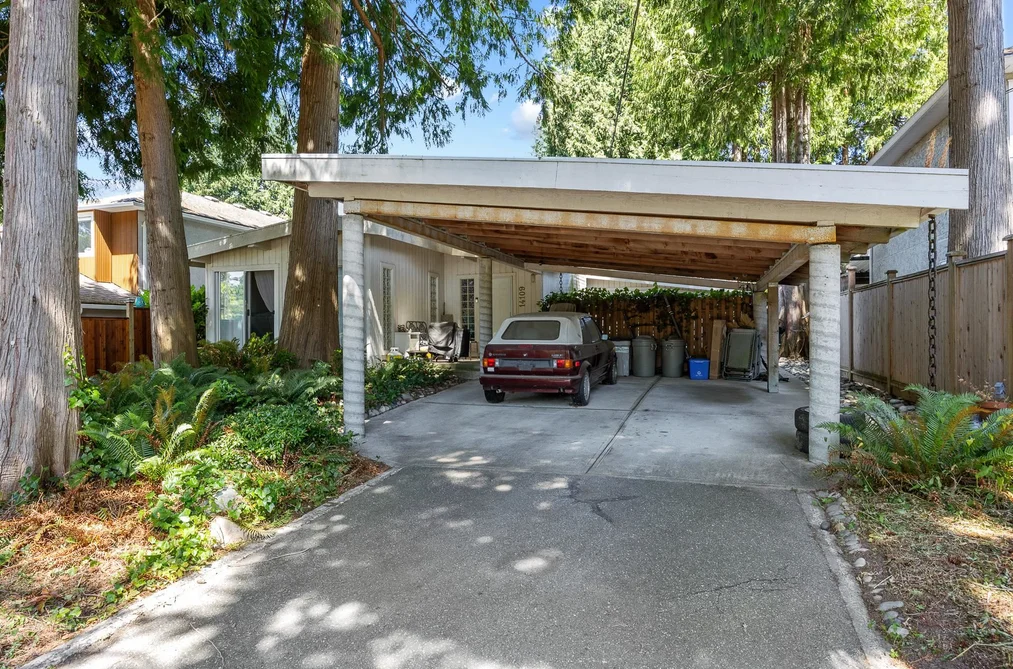 House for sale at 14109 Blackburn Avenue White Rock British Columbia - MLS: R3093473