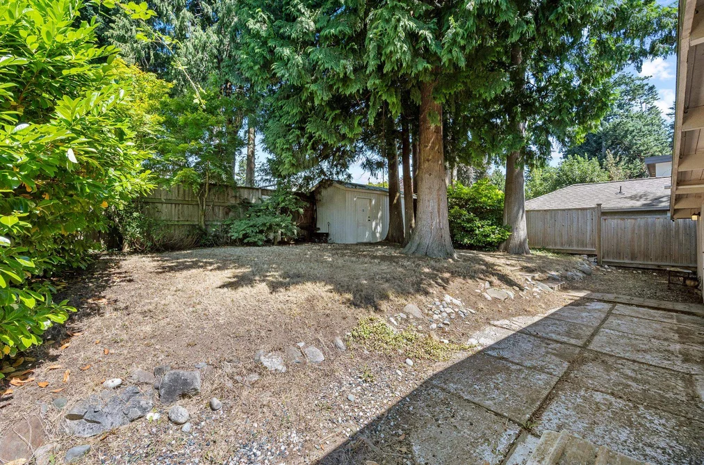 14109 BLACKBURN AVENUE, White Rock BC V4B 2Z6, White Rock BC — Residential for Sale - Photo 5