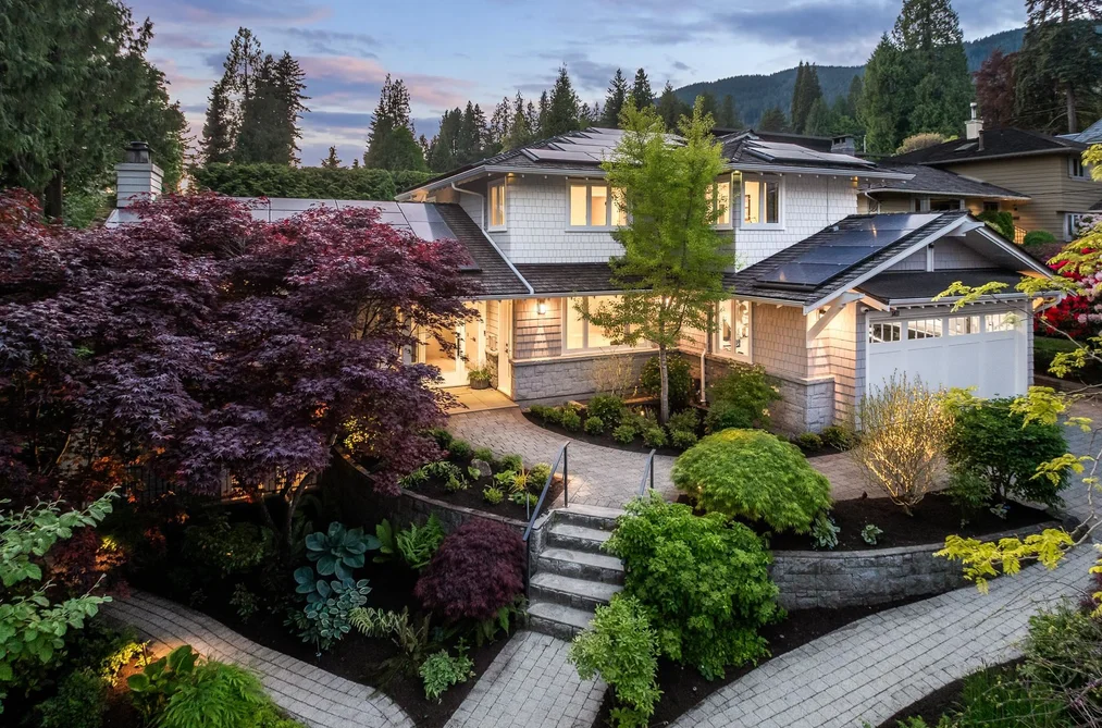 House for sale at 1411 29th Street West Vancouver British Columbia - MLS: R3124495