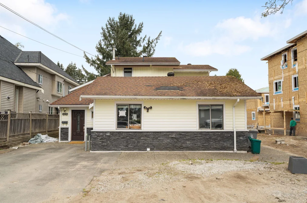 House for sale at 14115 110 Avenue Surrey British Columbia - MLS: R3114630