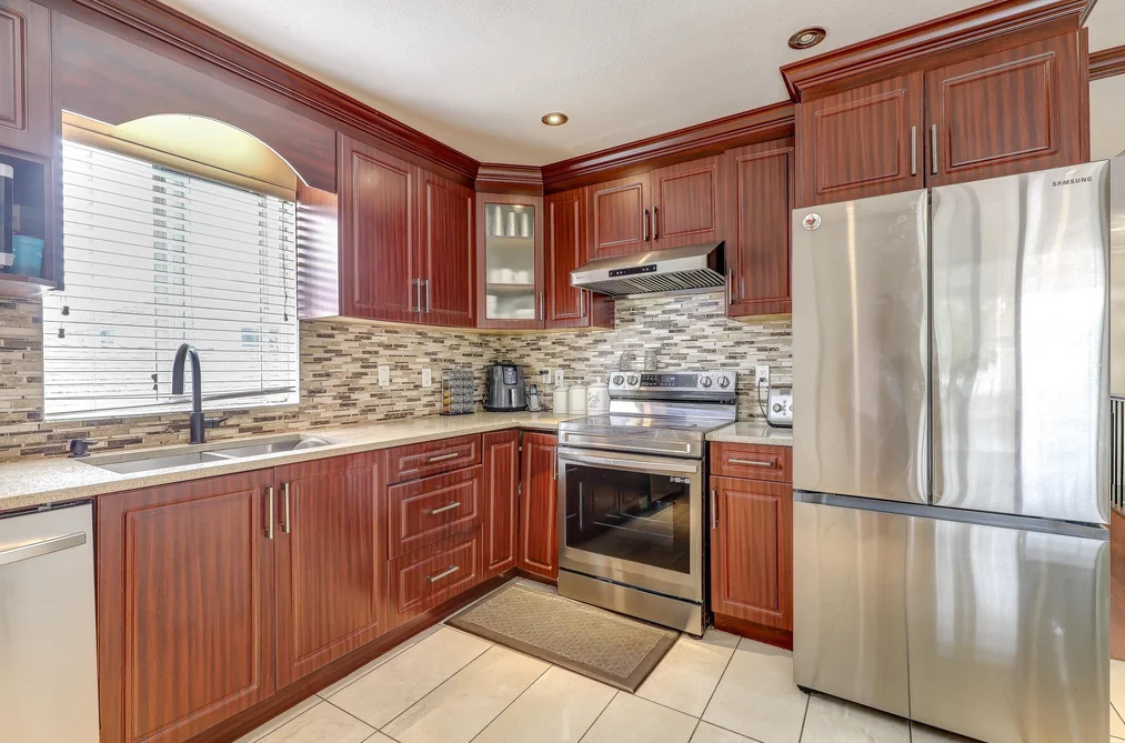 14115 88TH AVENUE, Surrey BC V3W 3L5, Surrey BC — Residential for Sale - Photo 4