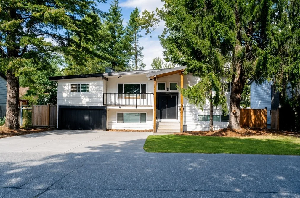 House for sale at 14125 75 Avenue Surrey British Columbia - MLS: R3134362