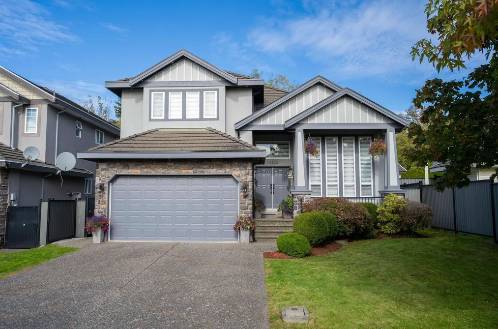 House for sale at 14135 90a Avenue Surrey British Columbia - MLS: R3094788