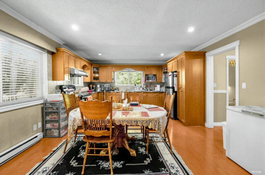 House for sale at 14136 59a Avenue Surrey British Columbia - MLS: R3082198