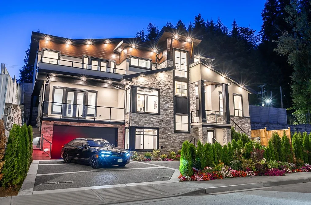House for sale at 1414 Pipeline Place Coquitlam British Columbia - MLS: R3162443