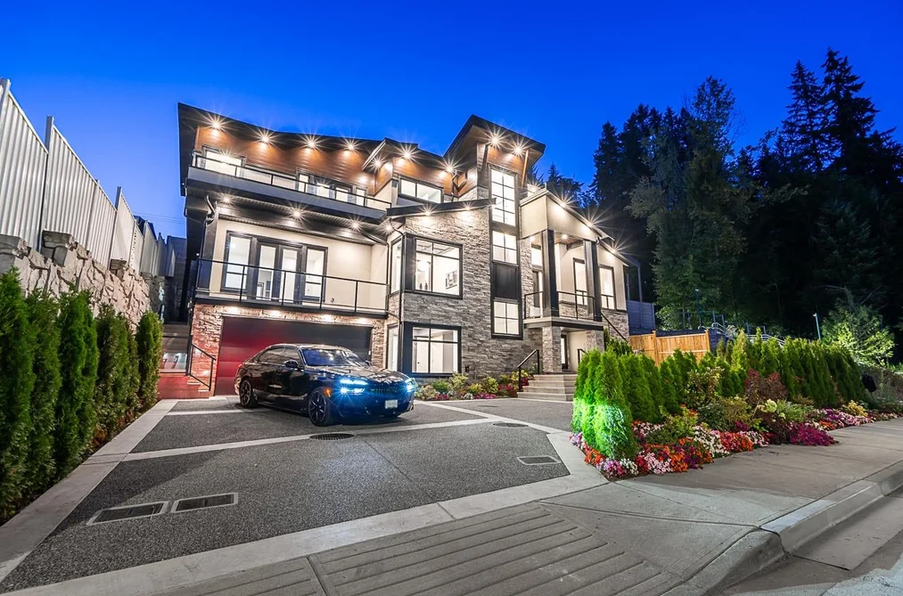 1414 Pipeline Place, Coquitlam, BC - MLS: R3162443 - Photo 2 1414 Pipeline Place, Coquitlam, BC - MLS: R3162443 - Photo 2