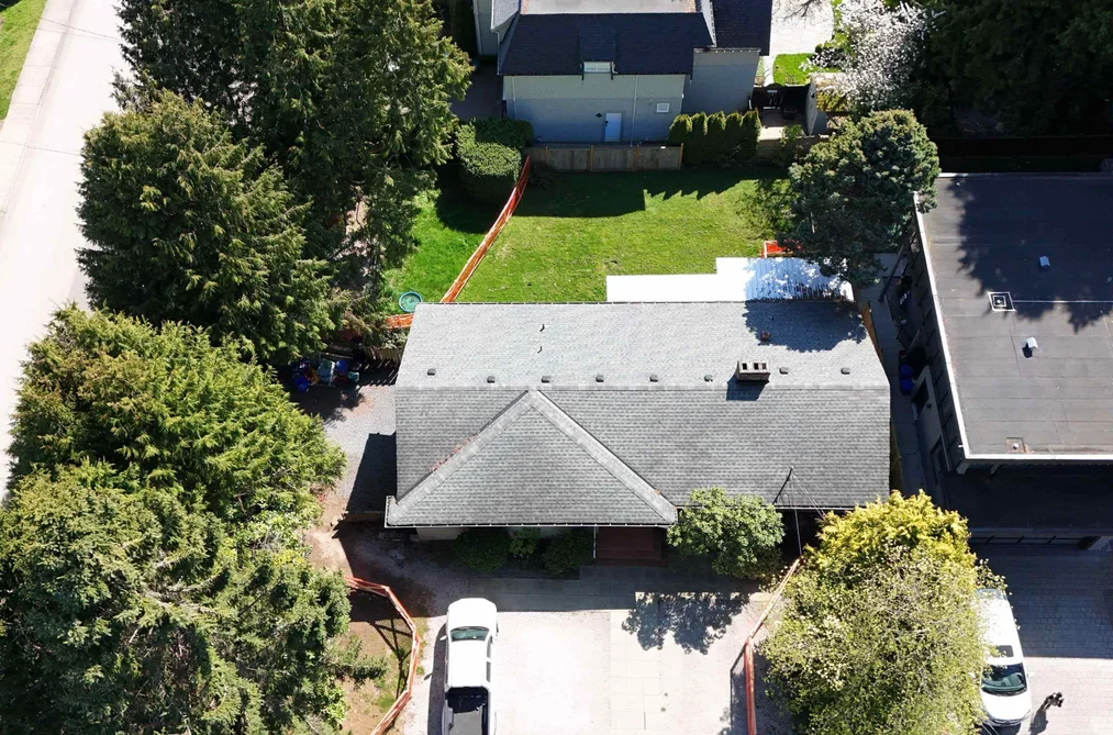 14150 BLACKBURN AVENUE, White Rock BC V4B 2Z7, White Rock BC — Residential for Sale - Photo 2