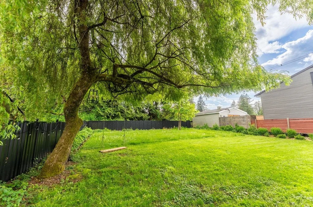 14180 KINDERSLEY DRIVE, Surrey BC V3R 5P5, Surrey BC — Residential for Sale — Photo 33 of 40
