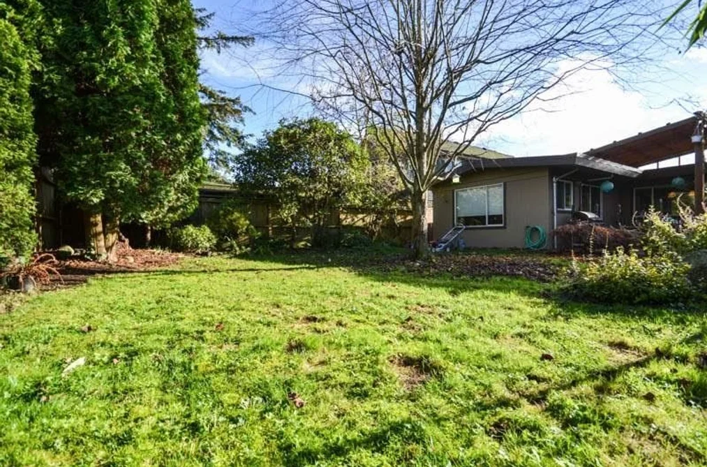 14181 MALABAR AVENUE, White Rock BC V4B 2Y4, White Rock BC — Residential for Sale - Photo 4