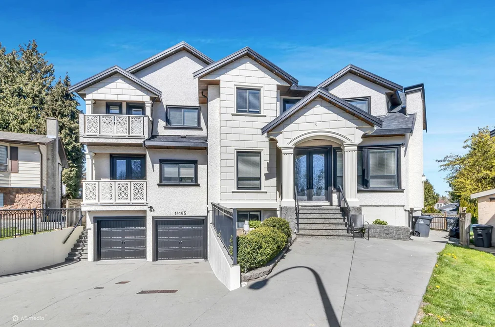 House for sale at 14185 74 Avenue Surrey British Columbia - MLS: R3119731