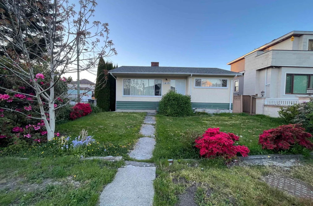 House for sale at 1419 E 30th Avenue Vancouver British Columbia - MLS: R3110505