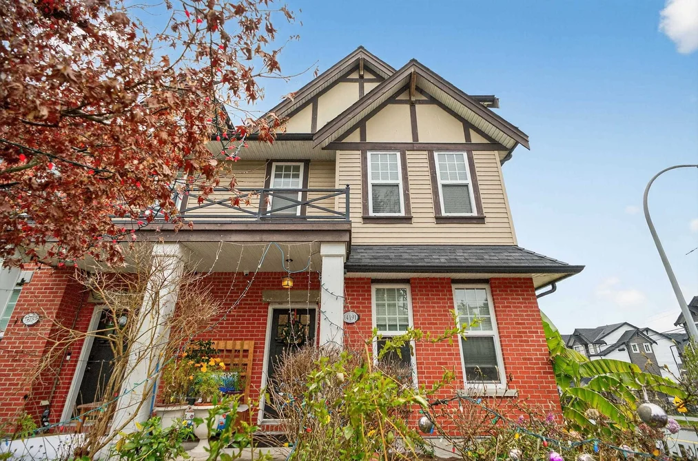 Half Duplex for sale at 14191 60 Avenue Surrey British Columbia - MLS: R3159065