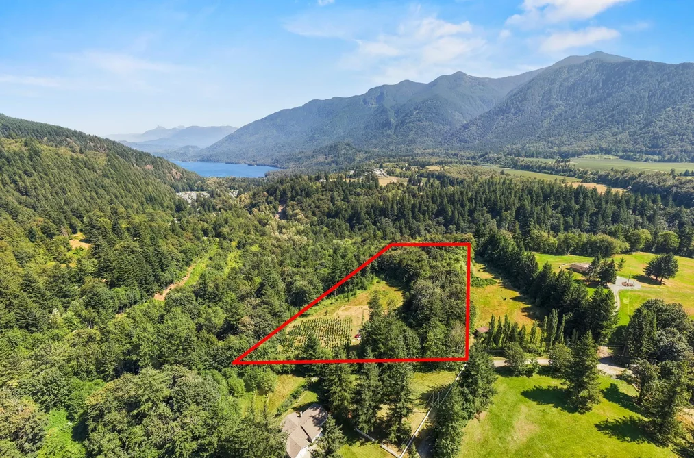 House for sale at 1420 Janovick Road Columbia Valley British Columbia - MLS: R3154696