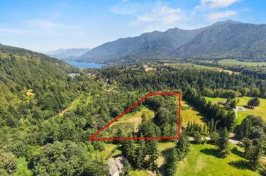 1420 Janovick Rd, Columbia Valley, BC - MLS: R3154696