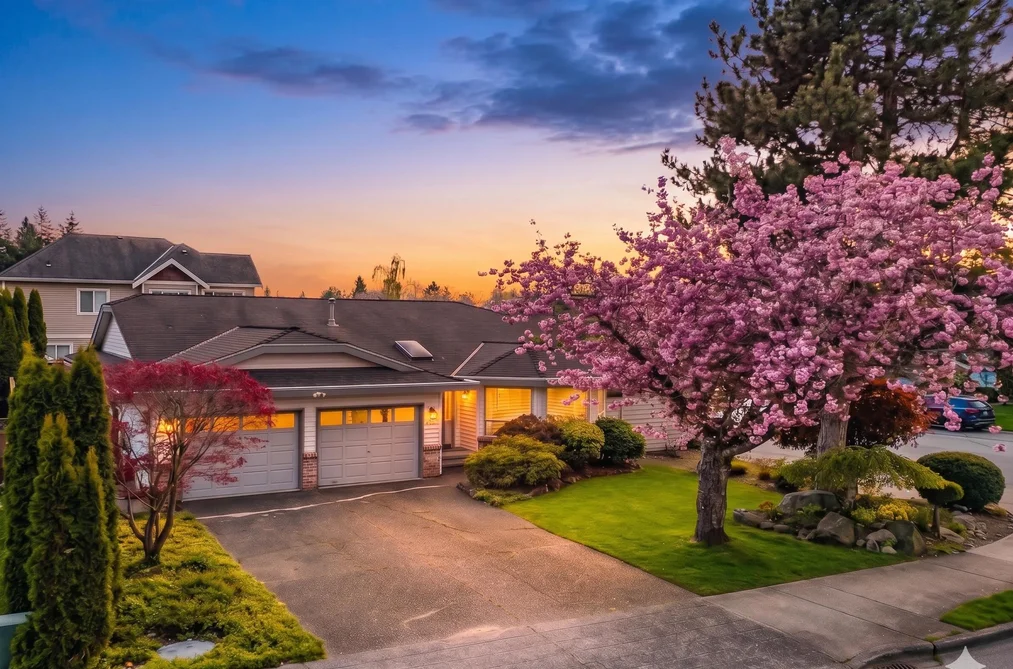 House for sale at 14206 20 Avenue Surrey British Columbia - MLS: R3114677