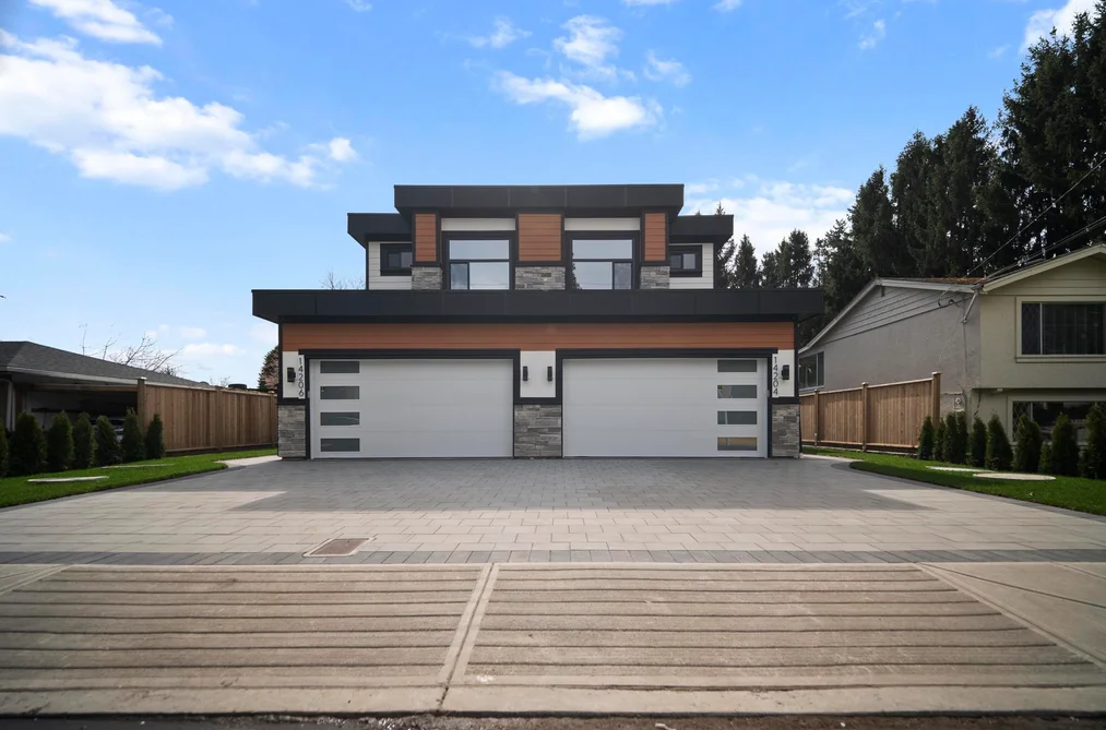14206 NORTH BLUFF ROAD, White Rock BC V4B 3C4, White Rock BC — Residential for Sale - Photo 2