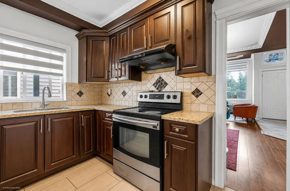 14220 62A AVENUE, Surrey BC V3X 0B6, Surrey BC — Residential for Sale — Photo 14 of 40