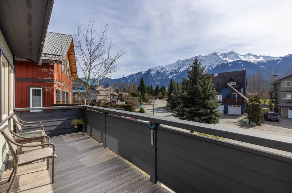 1423 WILLOW DRIVE, Pemberton BC V0N 2L0, Pemberton BC — Residential for Sale - Photo 2