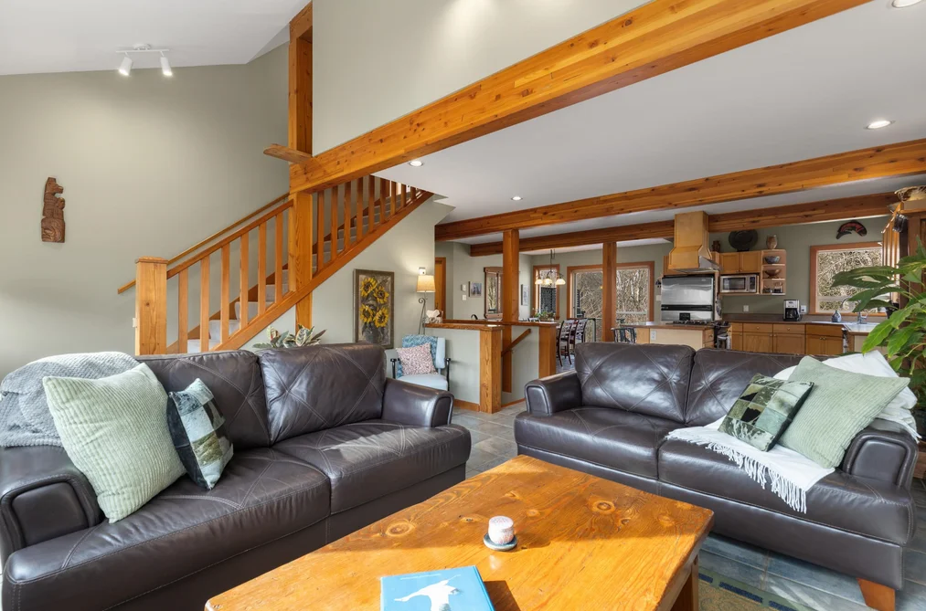 1423 WILLOW DRIVE, Pemberton BC V0N 2L0, Pemberton BC — Residential for Sale - Photo 4