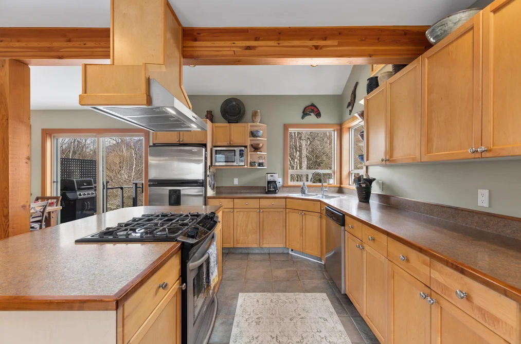1423 WILLOW DRIVE, Pemberton BC V0N 2L0, Pemberton BC — Residential for Sale - Photo 6