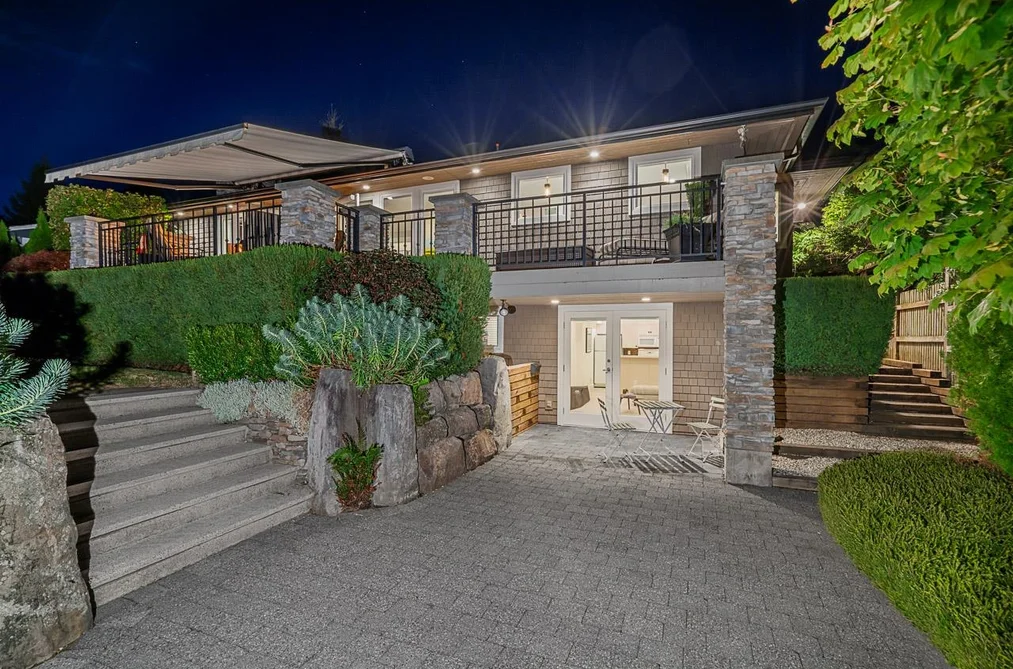1425 PALMERSTON AVENUE, West Vancouver BC V7T 2H8, West Vancouver BC — Residential for Sale - Photo 2