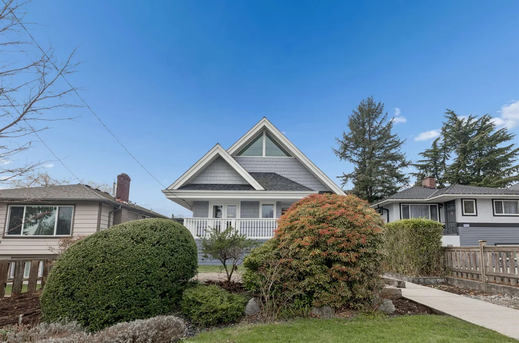 1425 WILLIAM AVENUE, North Vancouver BC V7L 4G1, North Vancouver BC — Residential for Sale - Photo 2