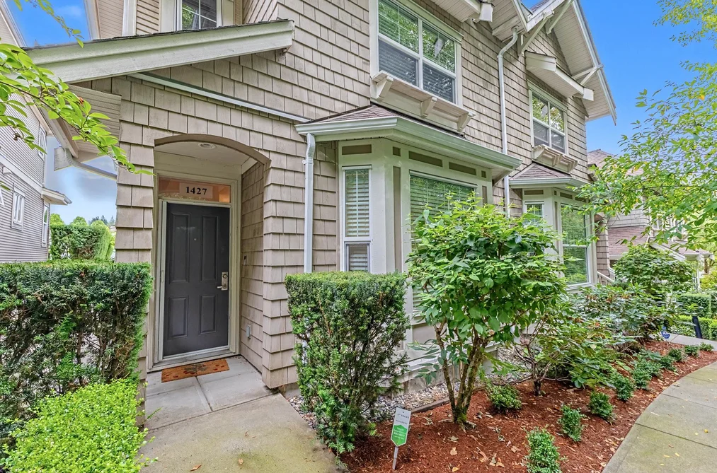 Half Duplex for sale at 1427 Collins Road Coquitlam British Columbia - MLS: R3152494
