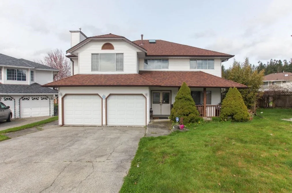 House for sale at 14305 91 Avenue Surrey British Columbia - MLS: R3137627
