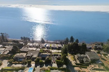 14310 Sunset Dr, White Rock, BC - MLS: R3179027