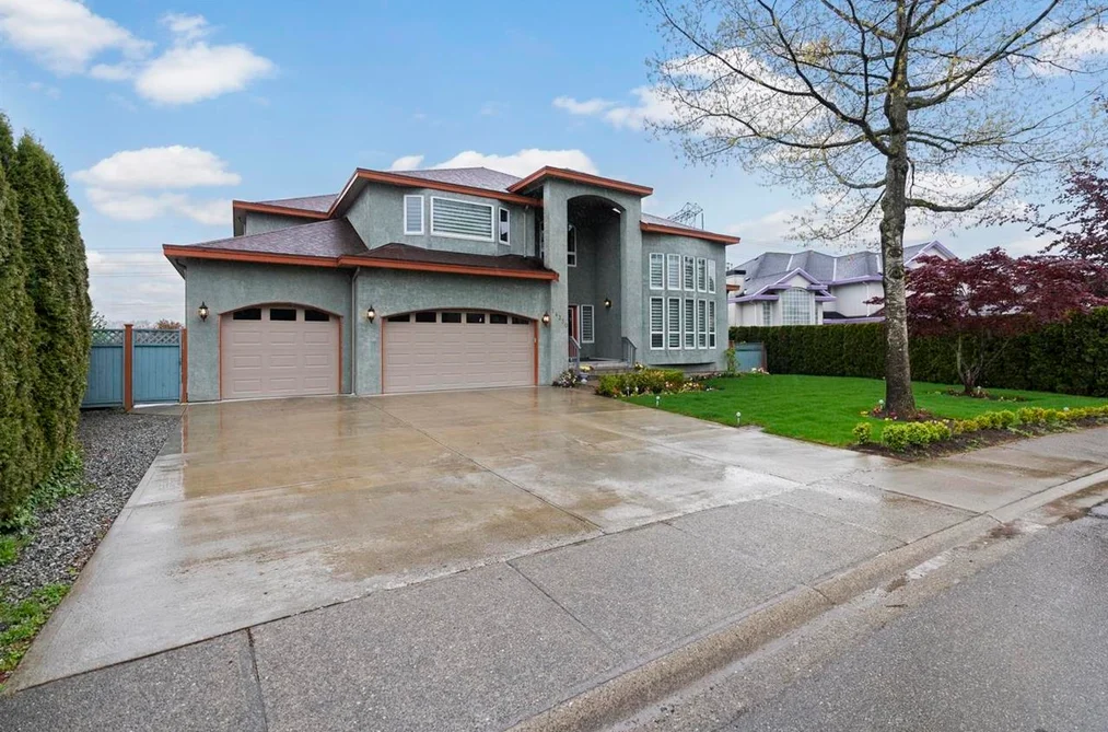 14330 82 AVENUE, Surrey BC V3W 0J4, Surrey BC — Residential for Sale - Photo 2