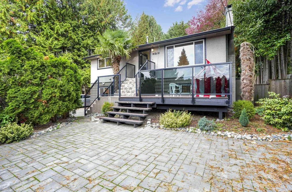 House for sale at 14375 68 Avenue Surrey British Columbia - MLS: R3135731