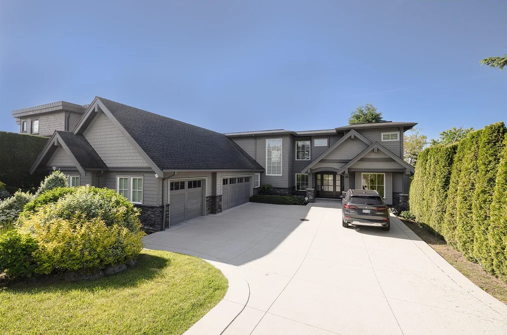 House for sale at 14378 Blackburn Avenue White Rock British Columbia - MLS: R3126398