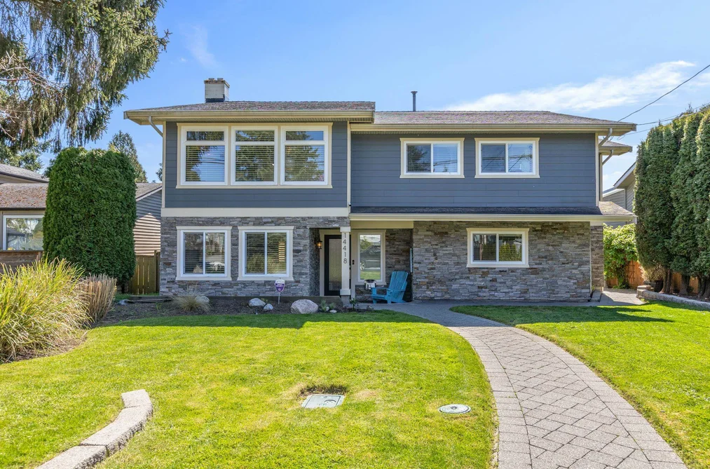 House for sale at 14418 16a Avenue Surrey British Columbia - MLS: R3075007