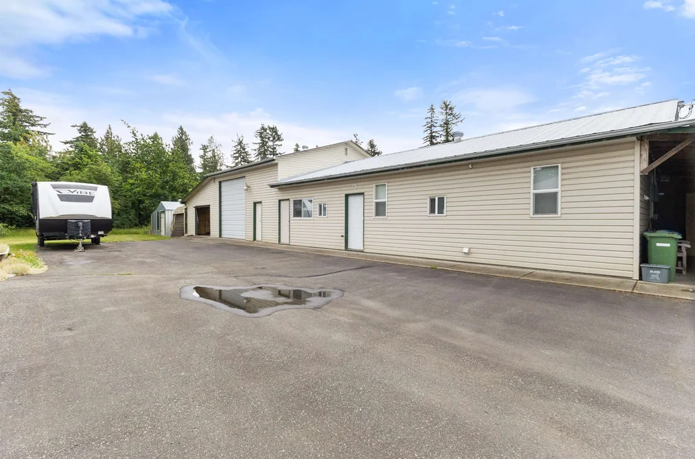 1446 TOWNLINE ROAD, Abbotsford BC V2T 6E1, Abbotsford BC — Residential for Sale — Photo 3 of 40