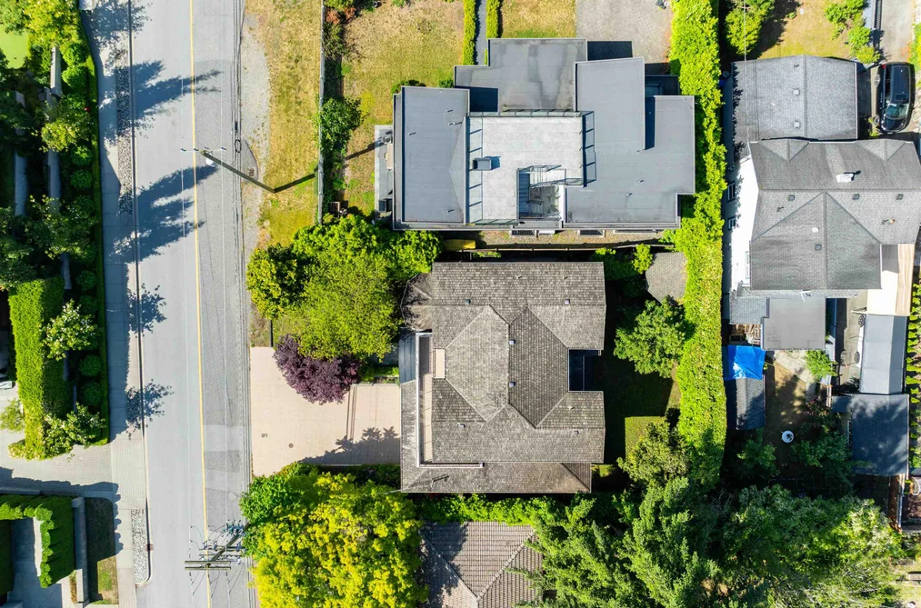 1450 25TH STREET, West Vancouver BC V7V 4J5, West Vancouver BC — Residential for Sale - Photo 2