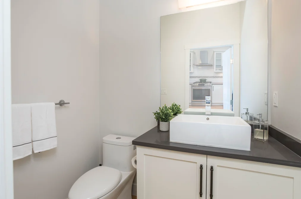 1451 Dayton Street, Coquitlam, BC - House for Sale - Photo 25 of 39 1451 Dayton Street, Coquitlam, BC - House for Sale - Photo 25 of 39