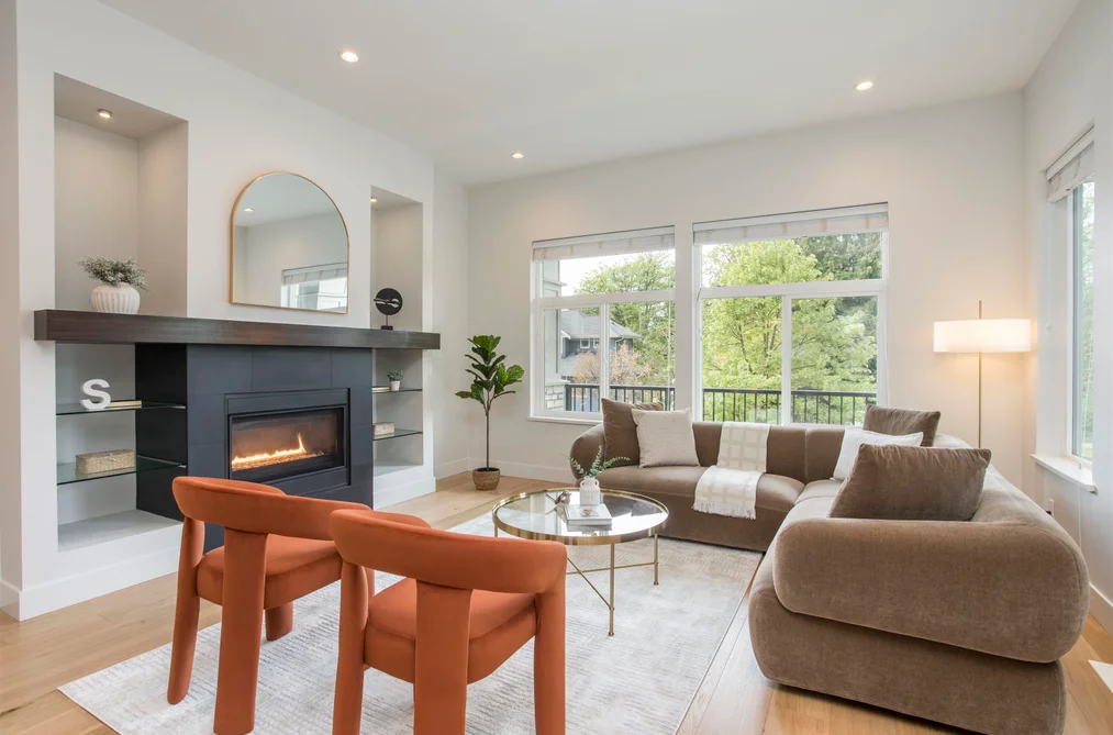 1451 Dayton Street, Coquitlam, BC - House for Sale - Photo 7 of 39 1451 Dayton Street, Coquitlam, BC - House for Sale - Photo 7 of 39