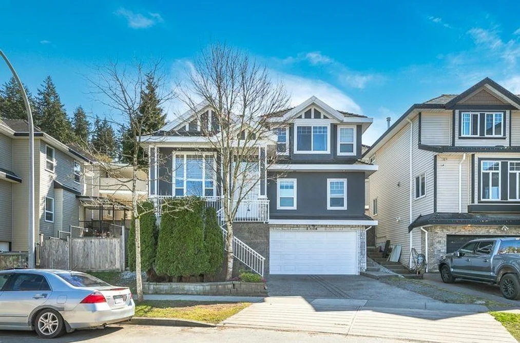House for sale at 14588 62 Avenue Surrey British Columbia - MLS: R3112386
