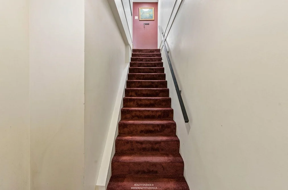 1459 Clyde Avenue, West Vancouver, BC - Townhouse for Sale - Photo 30 of 35 1459 Clyde Avenue, West Vancouver, BC - Townhouse for Sale - Photo 30 of 35