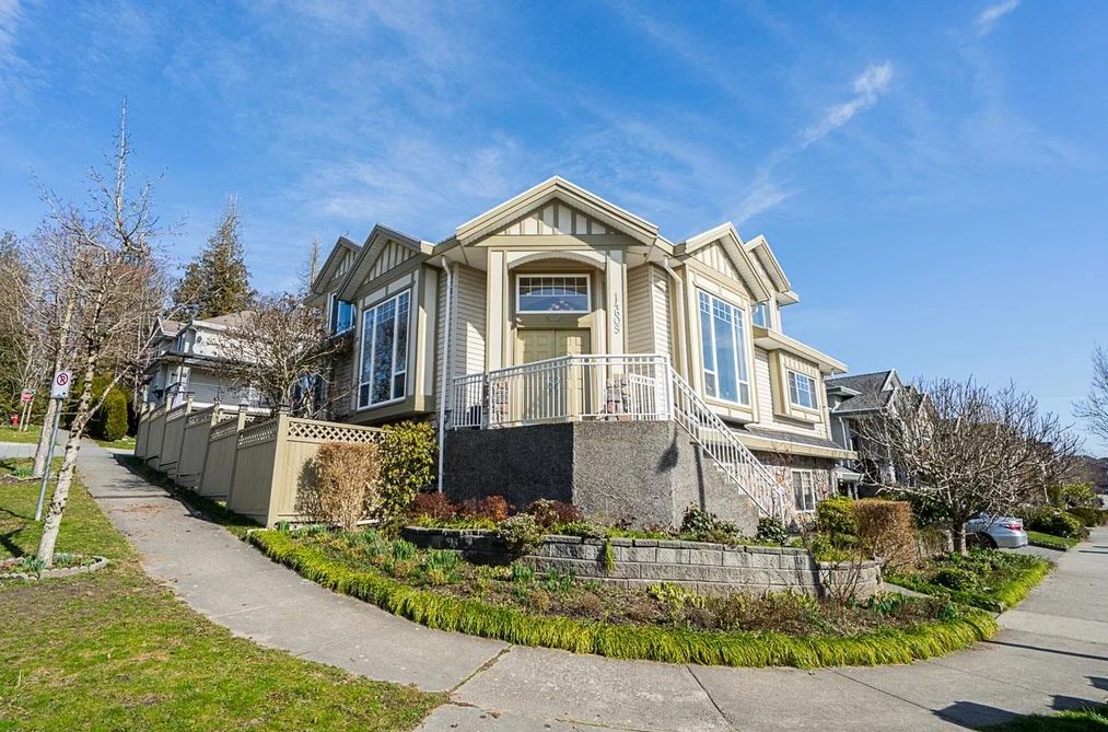 House for sale at 14605 67b Avenue Surrey British Columbia - MLS: R2971682