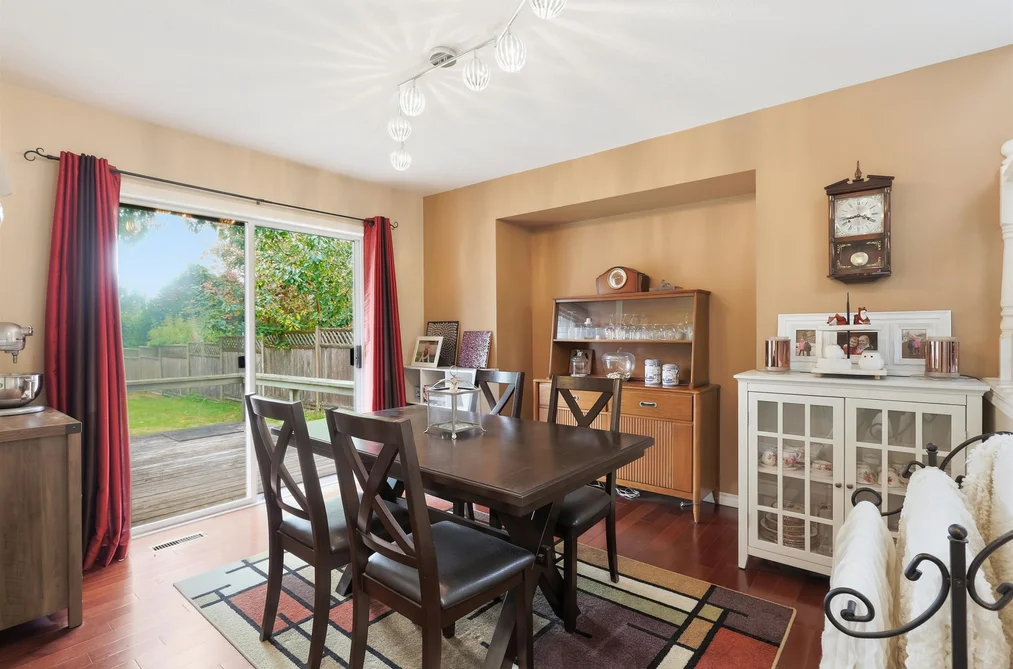 1461 Bonniebrook Heights Road, Gibsons, BC - MLS: R3165109 - Photo 4 1461 Bonniebrook Heights Road, Gibsons, BC - MLS: R3165109 - Photo 4