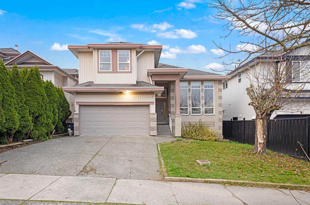 House for sale at 14621 81a Avenue Surrey British Columbia - MLS: R3092439