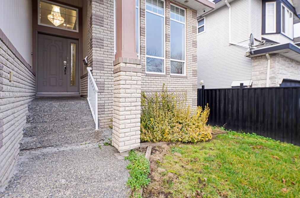 14621 81A AVENUE, Surrey BC V3S 9Y4, Surrey BC — Residential for Sale - Photo 2