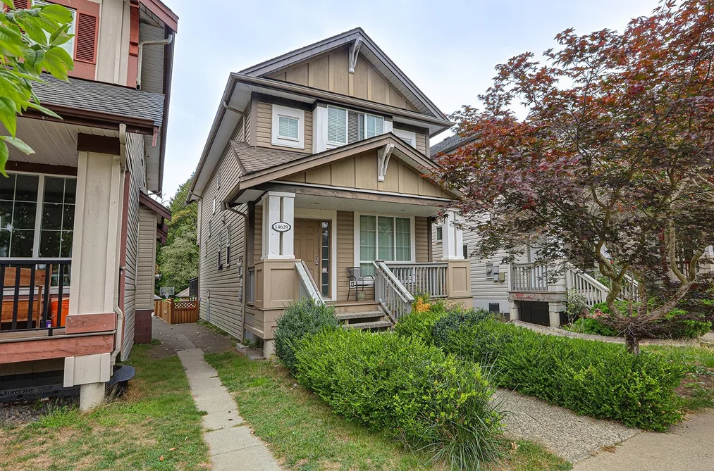 House for sale at 14629 60 Avenue Surrey British Columbia - MLS: R3049328