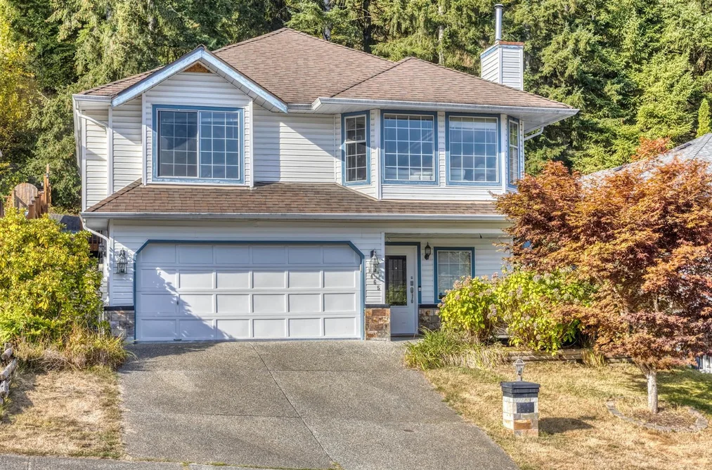 House for sale at 1465 Blackwater Place Coquitlam British Columbia - MLS: R3160538