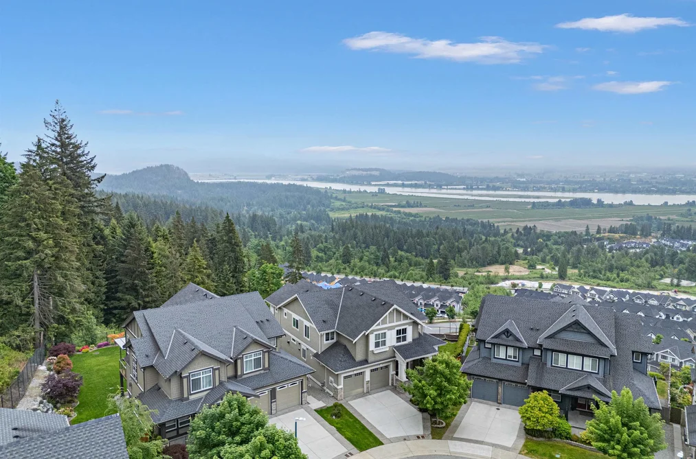 1469 STRAWLINE HILL STREET, Coquitlam BC V3E 0L7, Coquitlam BC — Residential for Sale - Photo 2