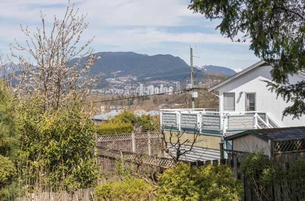 1470 June Cres, Port Coquitlam, BC - MLS: R3177252
