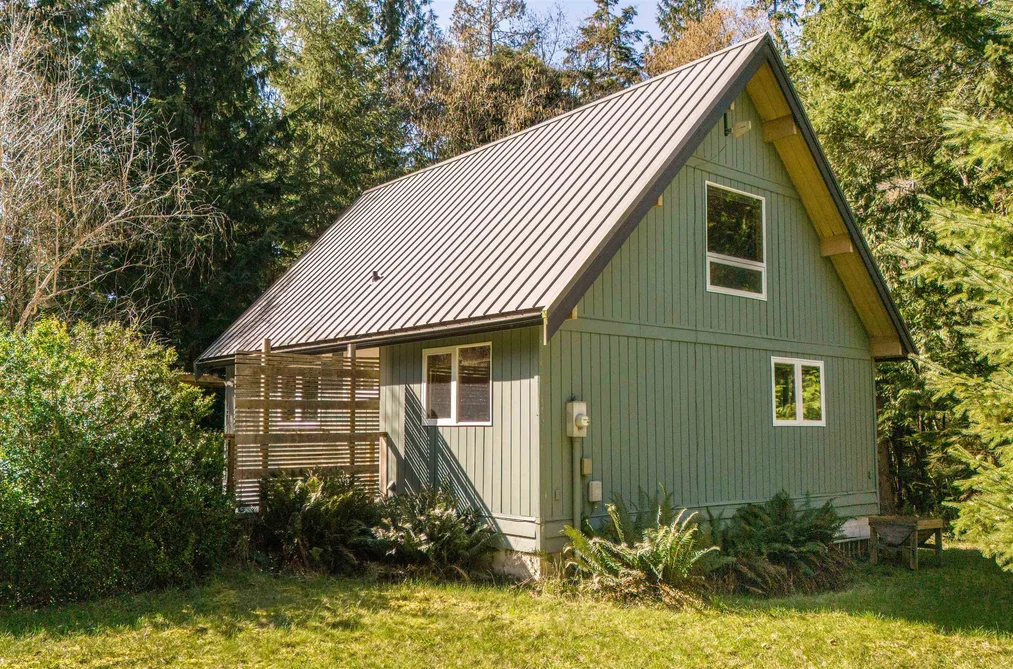 1470 TUNSTALL BOULEVARD, Bowen Island BC V0N 1G2, Bowen Island BC — Residential for Sale - Photo 2